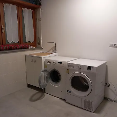 ヴィラ The Owl Antey-Saint-André